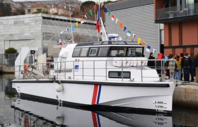 Workboat plongée et bathymétrie 15m